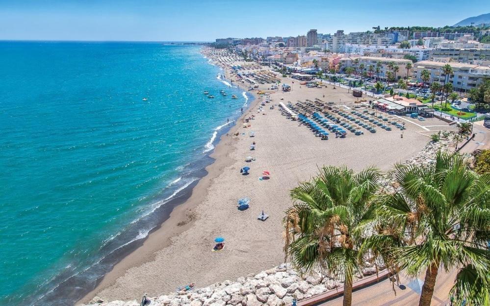 Apartamento 150 Metros De La Playa توريمولينوس المظهر الخارجي الصورة