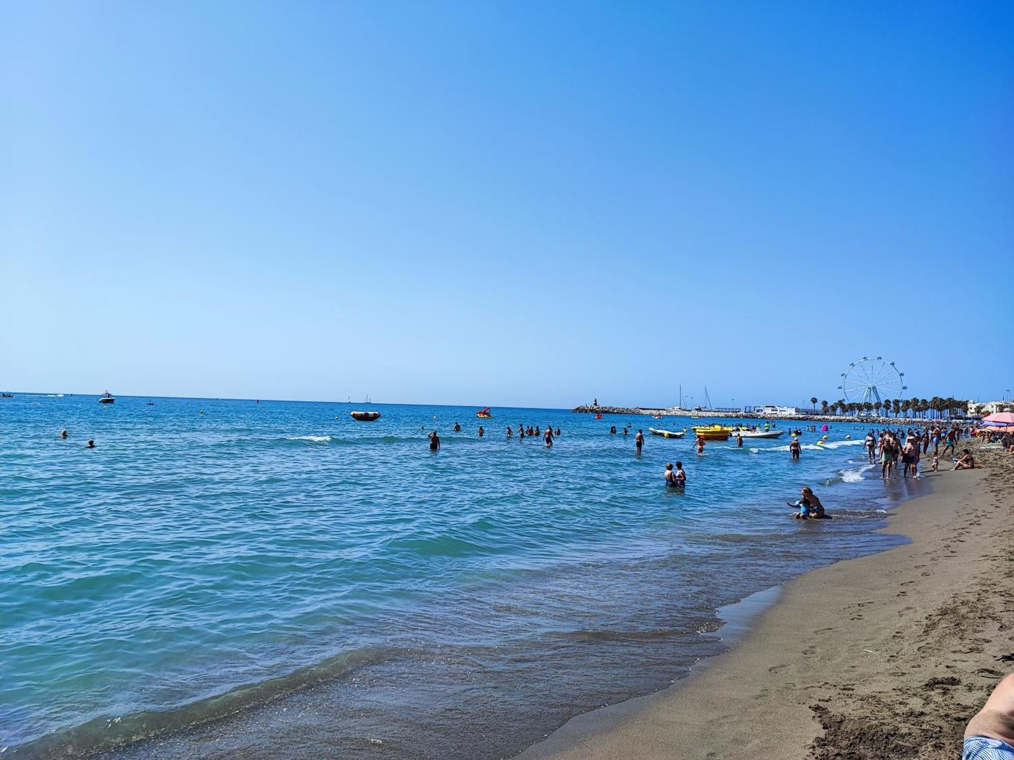 Apartamento 150 Metros De La Playa توريمولينوس المظهر الخارجي الصورة